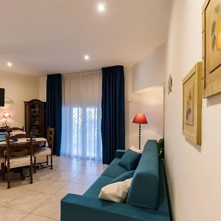 Confortevole Con Posto Auto Gratuito E Wifi * Sanremo