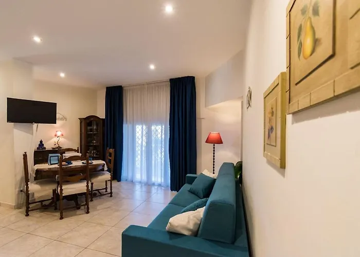 Confortevole Con Posto Auto Gratuito E Wifi * Sanremo